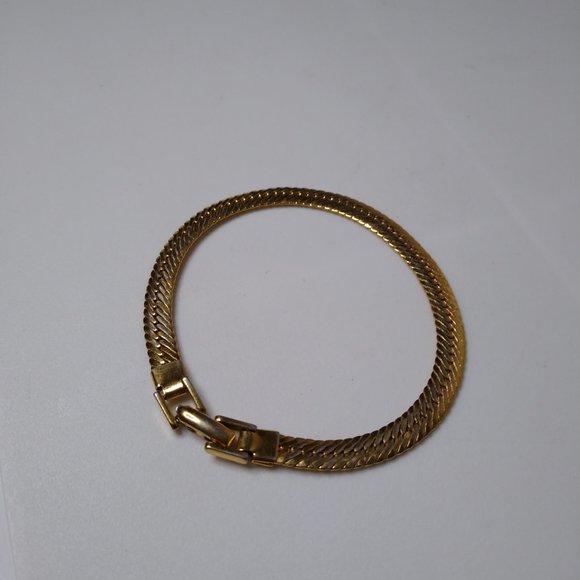 Vintage Metal Napier Bracelet - Picture 8 of 15